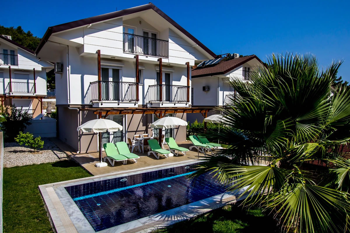 Nar Villa Holiday