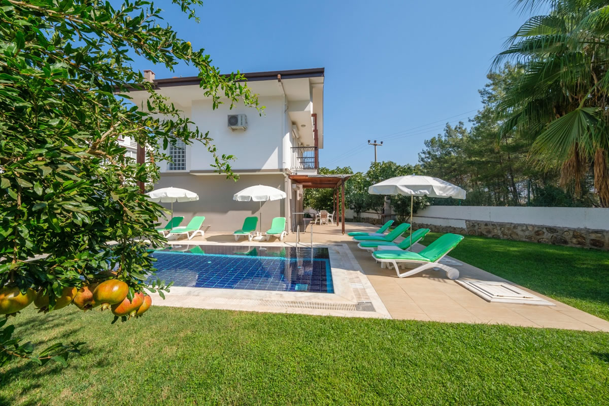 Nar Villa Holiday