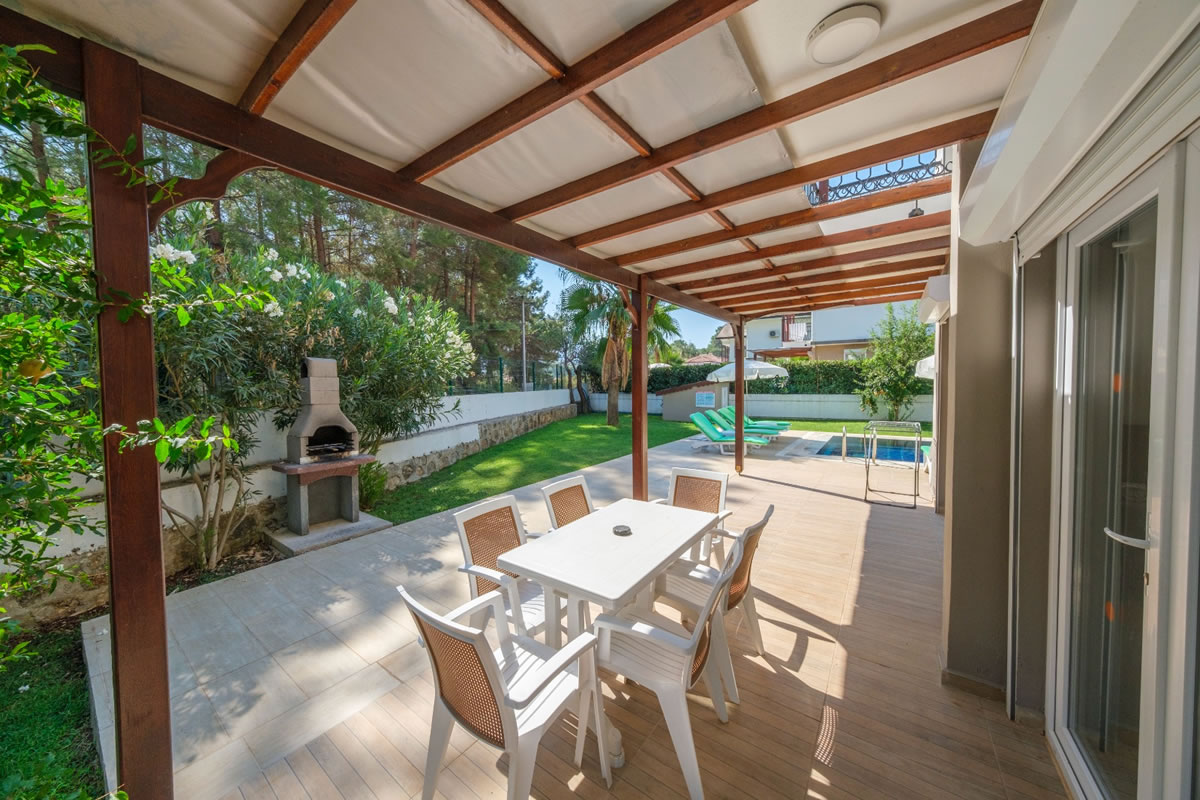 Nar Villa Holiday